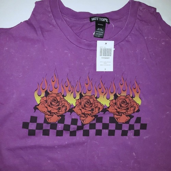 Hot Topic Plus 0 0X 1X Purple Checkered Roses Tattoo Top NWT Cold Shoulder - Picture 3 of 3